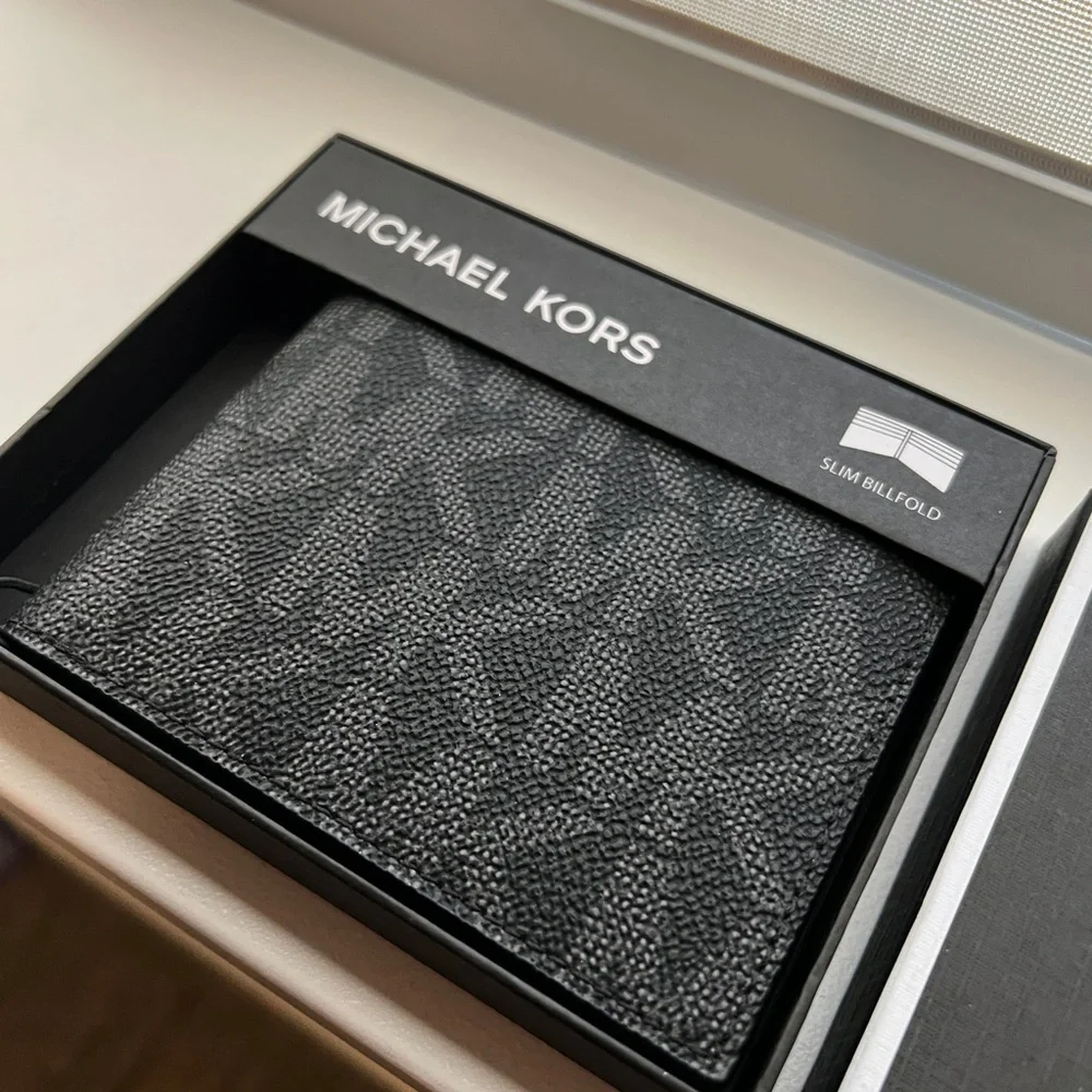 BRAND NEW Michael Kors Slim Billfold Wallet in Signature Logo Black Print